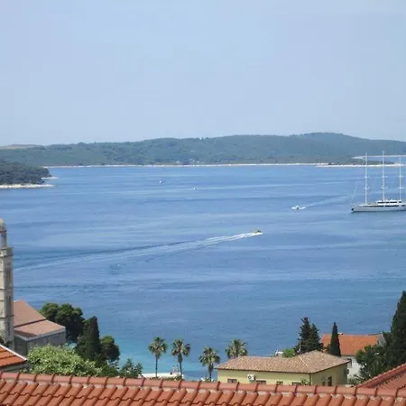 In With Sea View, Balcony, Air Conditioning, Wi-fi Appartamento Hvar Town