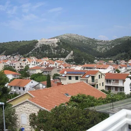 Appartamento In With Sea View, Balcony, Air Conditioning, Wi-fi